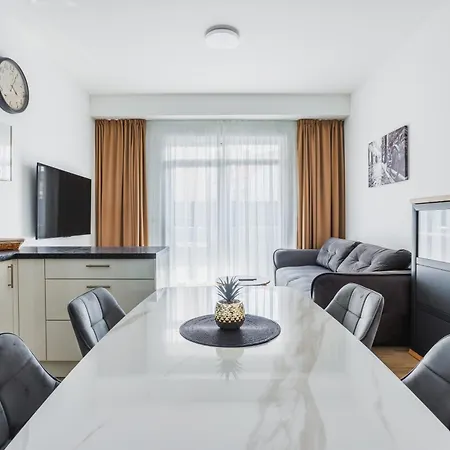 Antonio Lux Modern דירה פודסטראנה